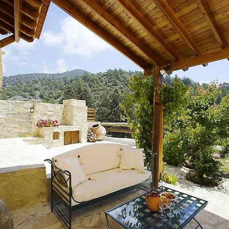 Blue Cottage Apsiou ภายนอก รูปภาพ