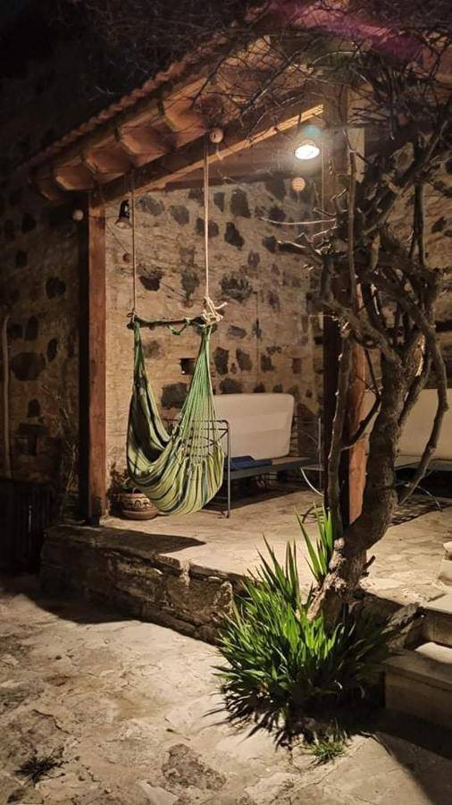 Blue Cottage Apsiou ภายนอก รูปภาพ