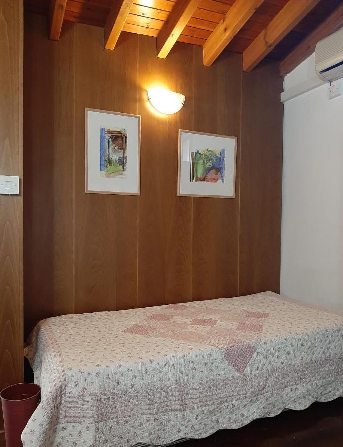 Blue Cottage Apsiou ภายนอก รูปภาพ