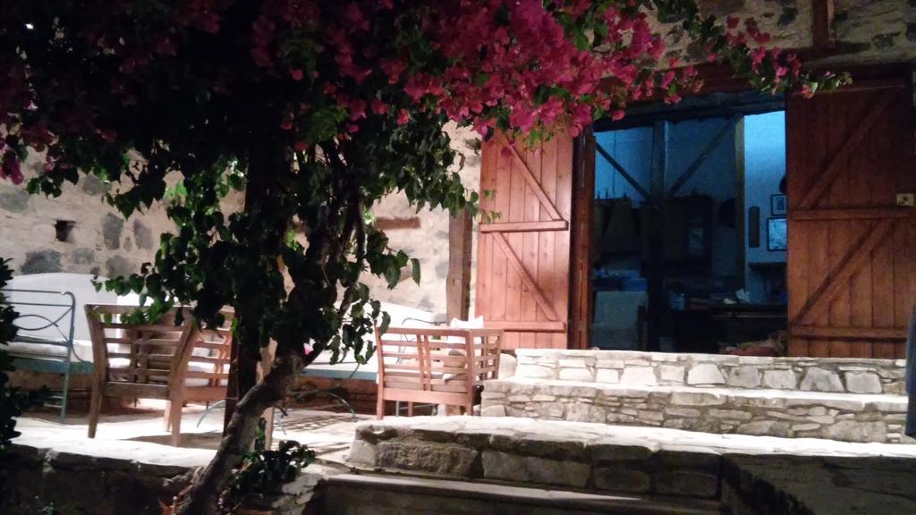 Blue Cottage Apsiou ภายนอก รูปภาพ